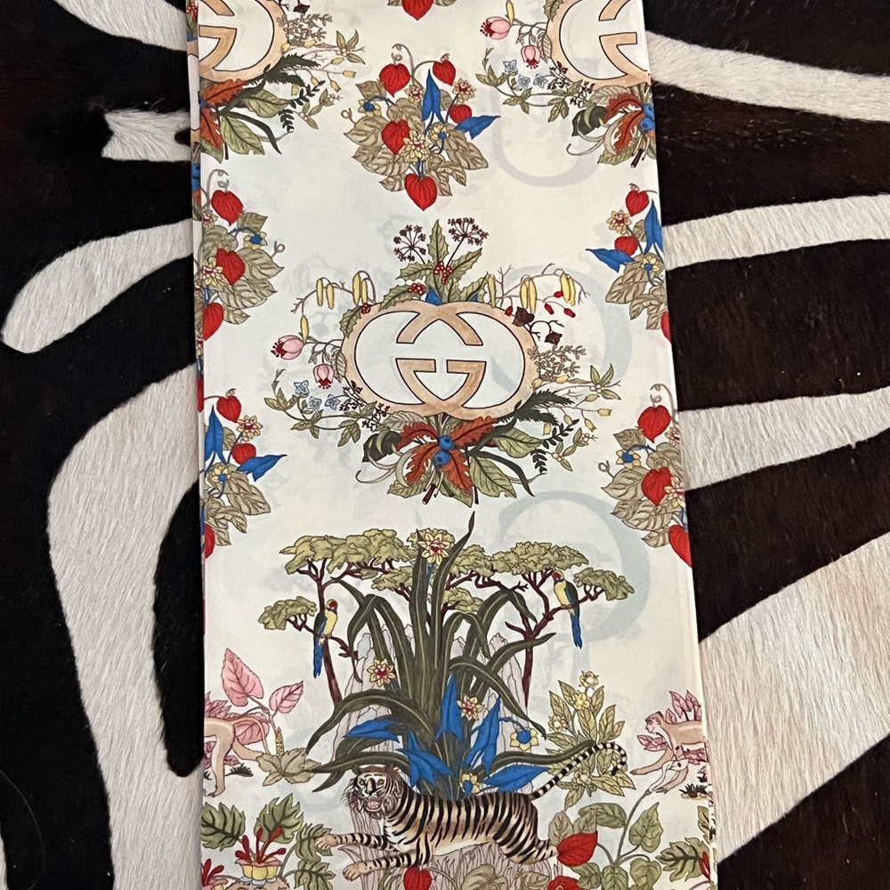 Authentic Rare Gucci 100th Anniversary Silk Scarf - Picture 5 of 7